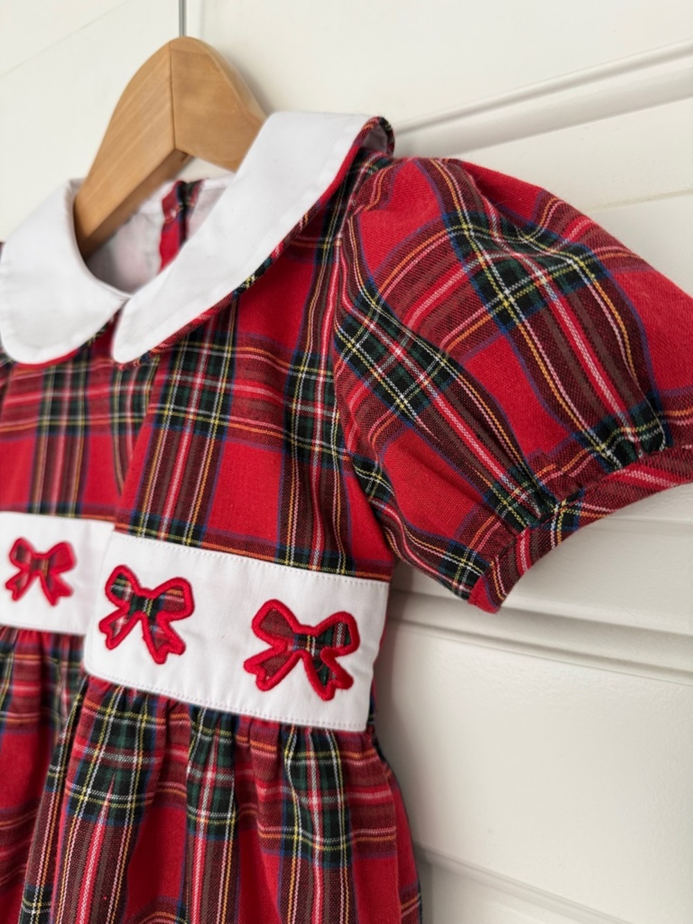 NWT Girls Red Tartan Plaid Christmas Holiday Dress with Peter Pan Collar - Picture 3 of 6